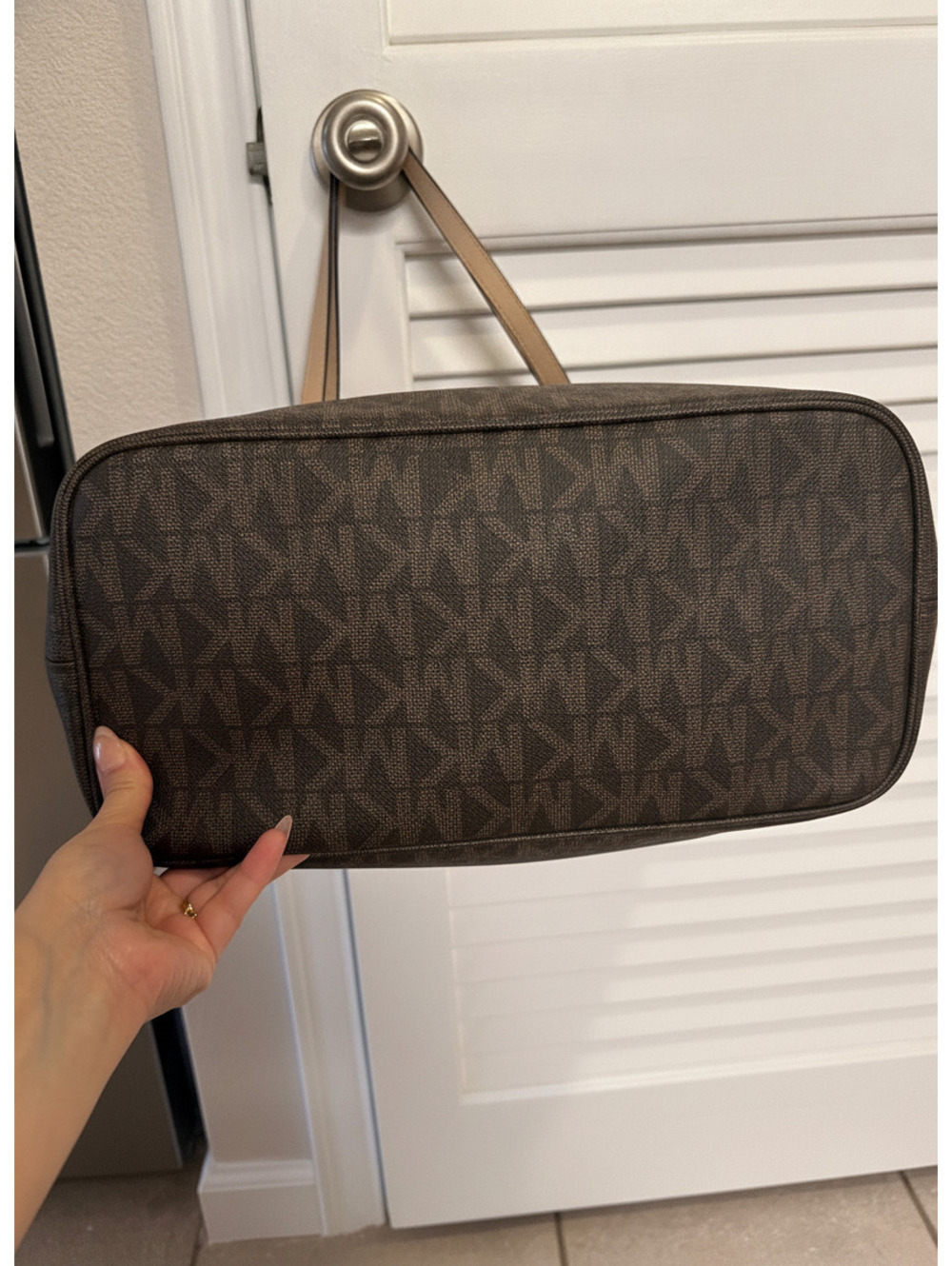 Michael Kors Brown Signature Tote - Picture 4 of 7